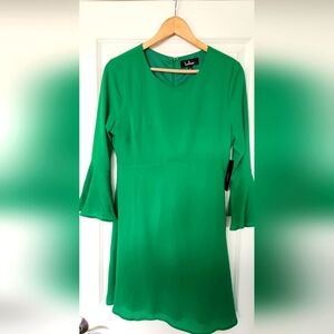 Lulu's green dress